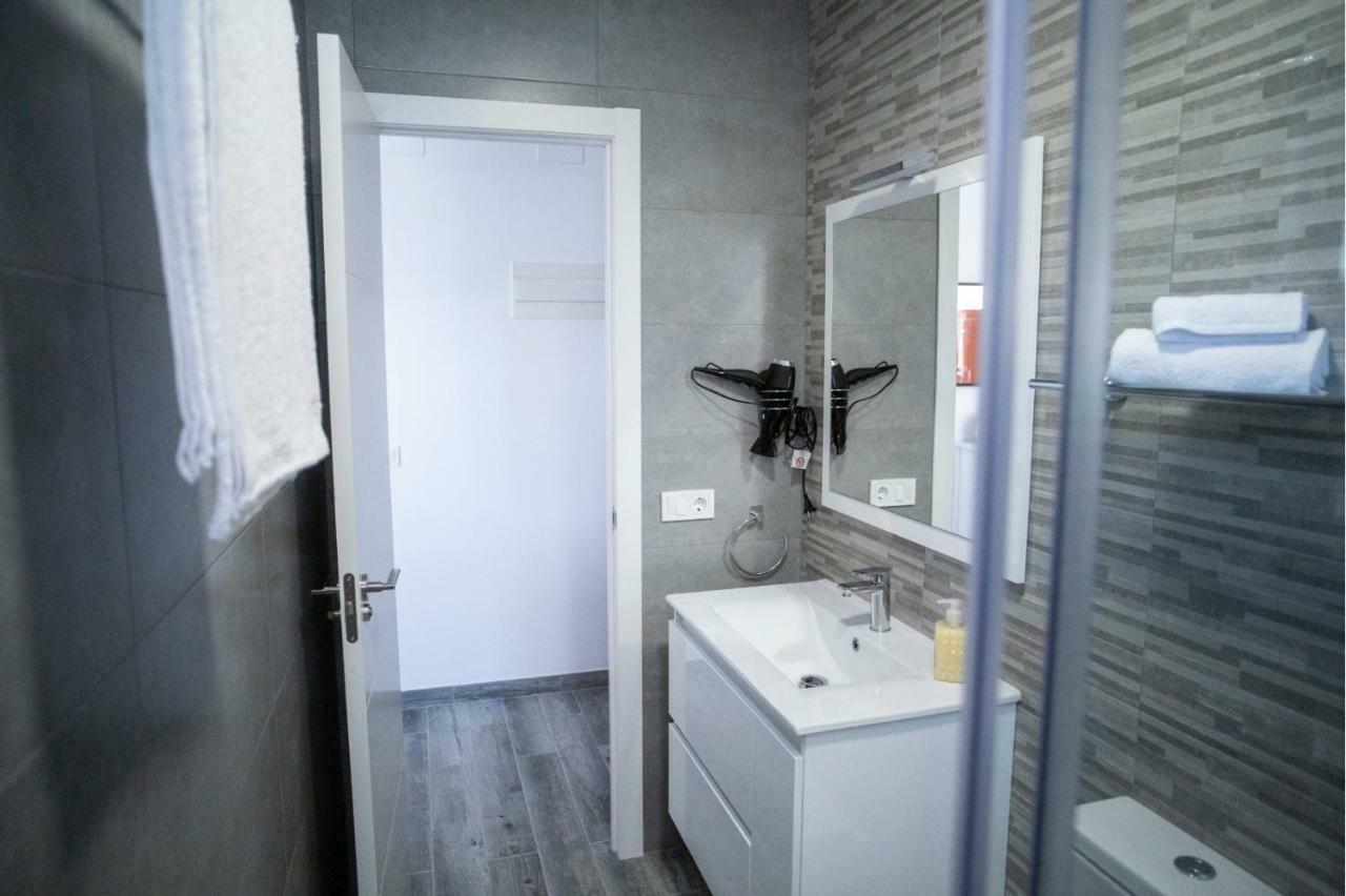 Appartement Piso De Diseno A 5 Min Andando De La Playa à Valence Extérieur photo