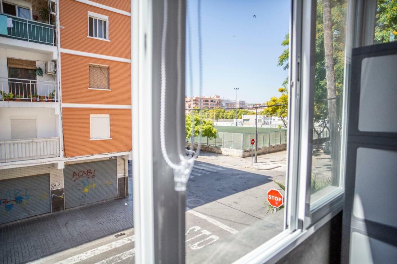 Appartement Piso De Diseno A 5 Min Andando De La Playa à Valence Extérieur photo